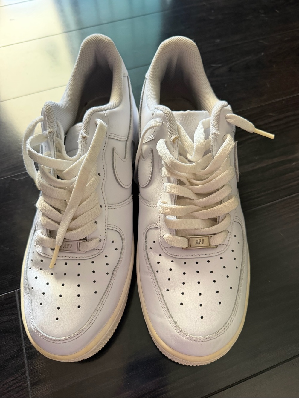 Nike Air Force 1 ’07 Triple White Men’s Size 9 CW2288-111 AF1 Low Sneakers